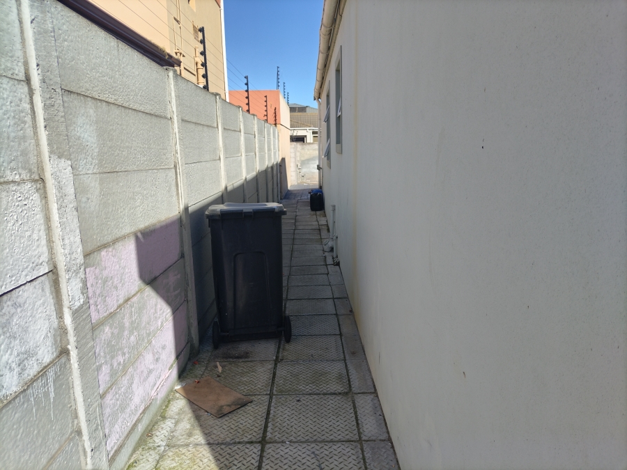 4 Bedroom Property for Sale in Parklands Western Cape